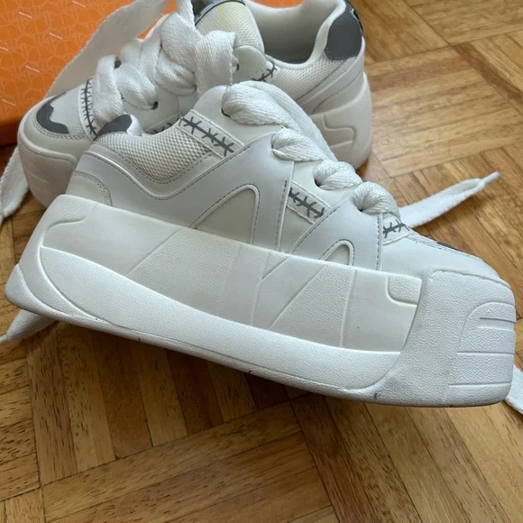 Naked Wolfe White Slider Sneakers - Picture 7 of 8